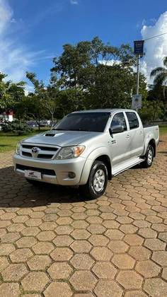 TOYOTA HILUX 3.0 SR 4X4 CD 16V TURBO INTERCOOLER DIESEL 4P MANUAL TOYOTA HILUX 3.0 SR 4X4 CD 16V TURBO INTERCOOLER DIESEL 4P MANUAL